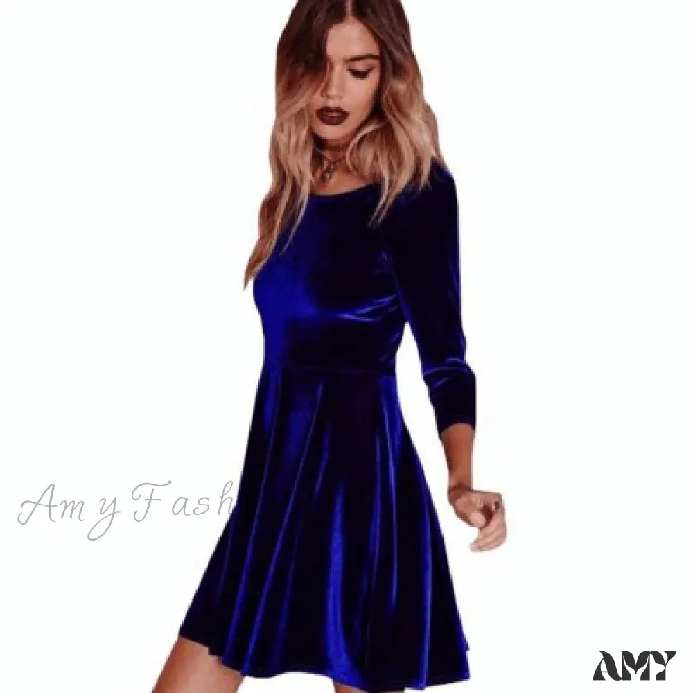 Amy Fashion - Swing Hem Velvet Long SleeveParty Mini Dress