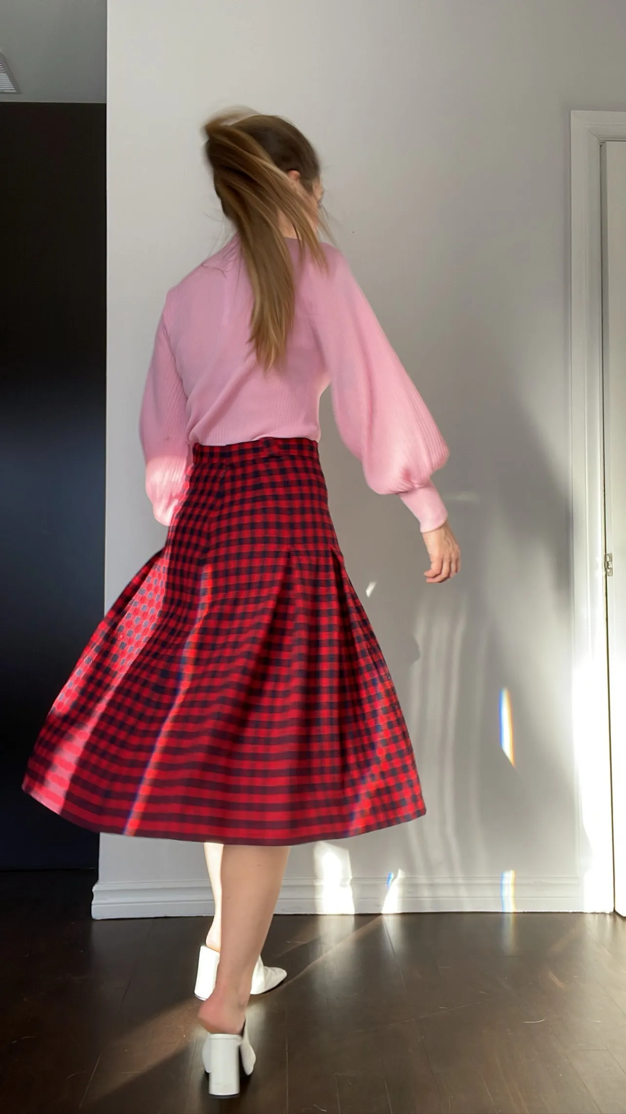 Aquascutum Wool & Silk Houndstooth Plaid Pleated Skirt -27
