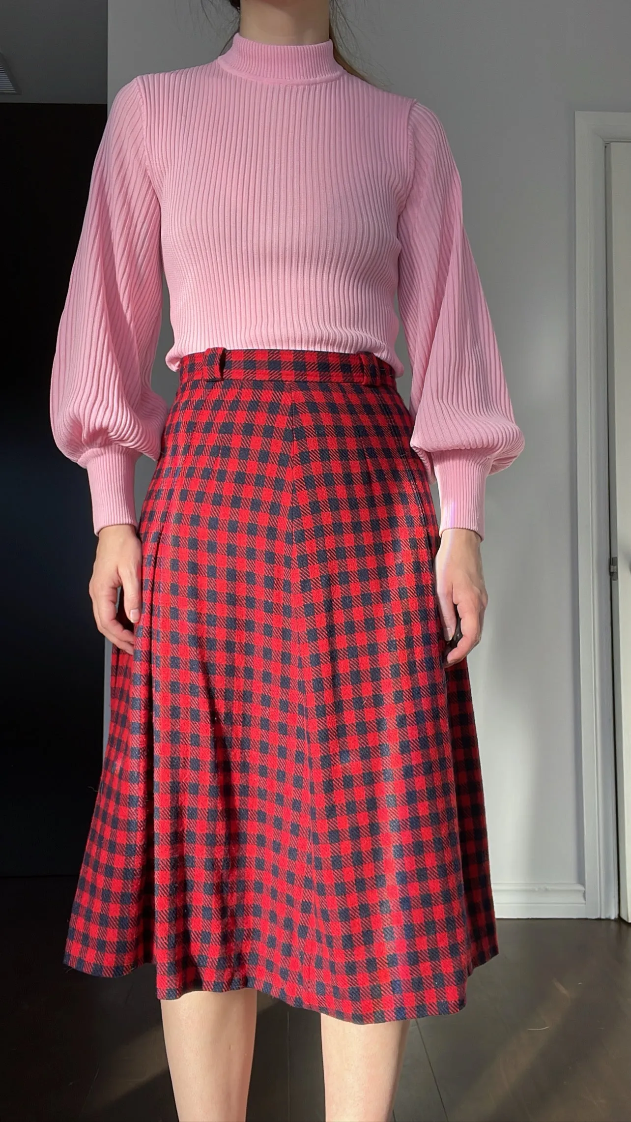 Aquascutum Wool & Silk Houndstooth Plaid Pleated Skirt -27
