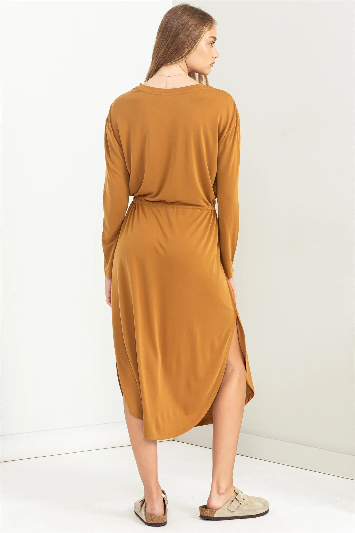 DZ23G351-DRAWSTRING WAIST LONG SLEEVE MIDI DRESS
