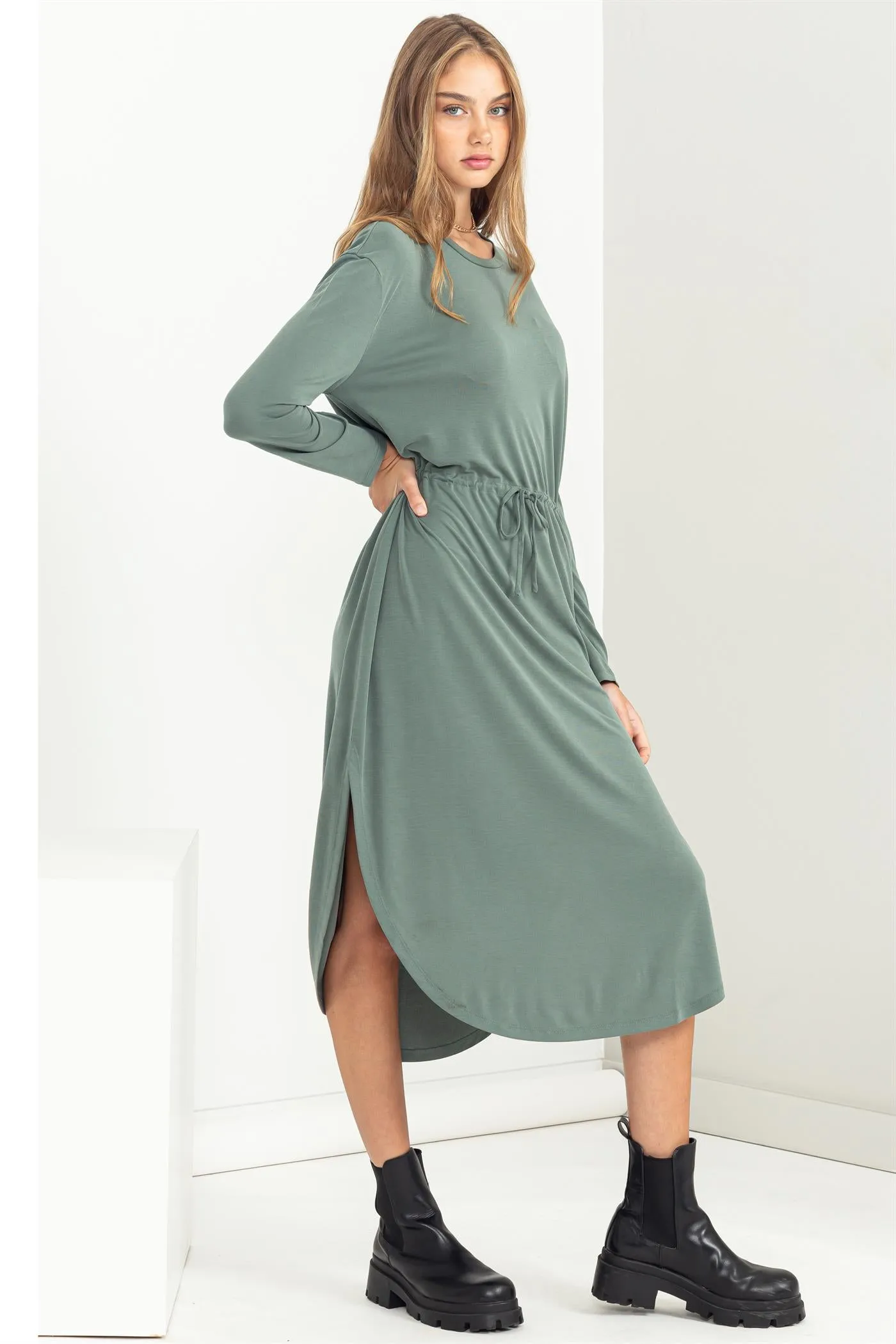 DZ23G351-DRAWSTRING WAIST LONG SLEEVE MIDI DRESS
