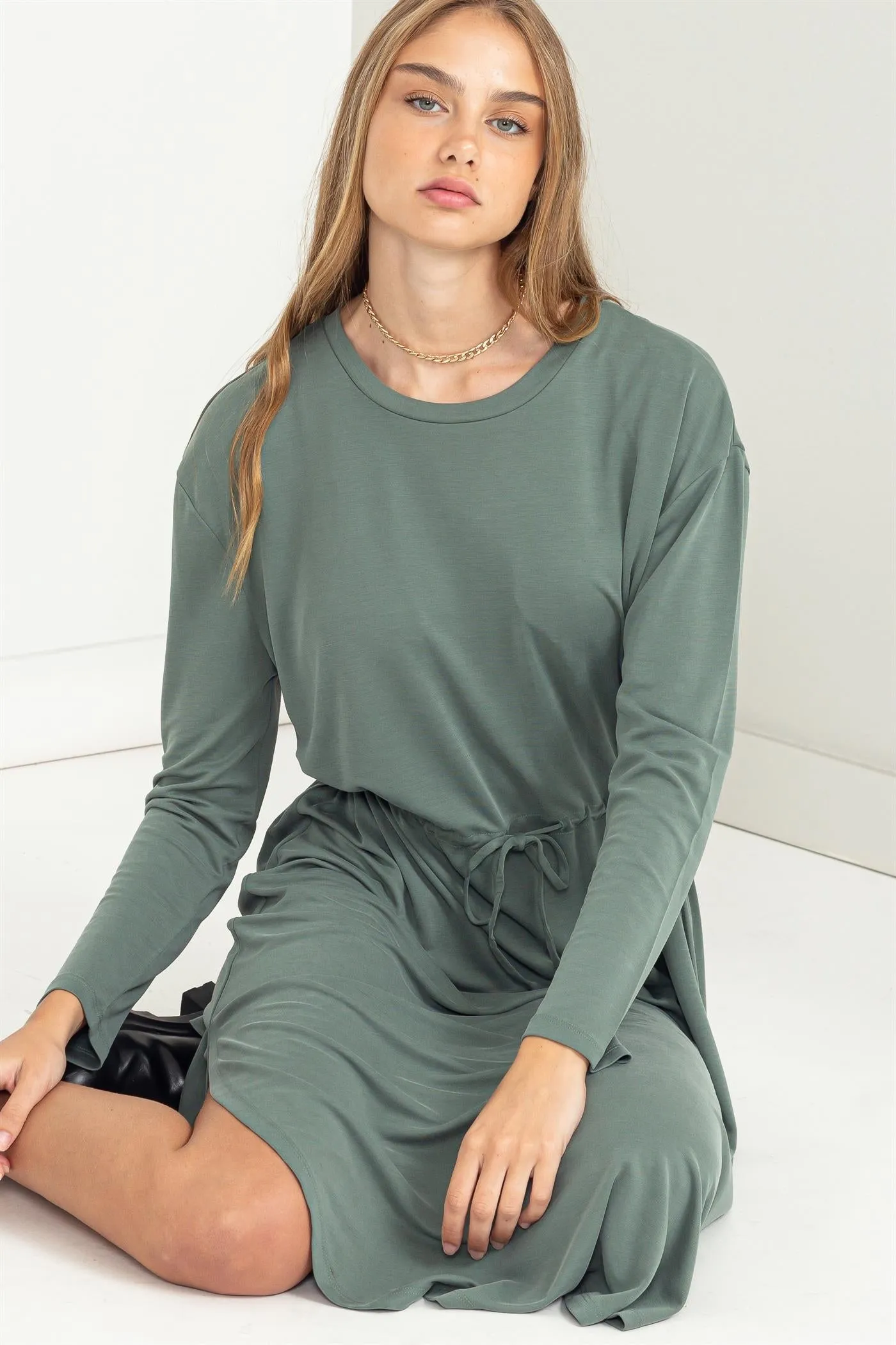 DZ23G351-DRAWSTRING WAIST LONG SLEEVE MIDI DRESS