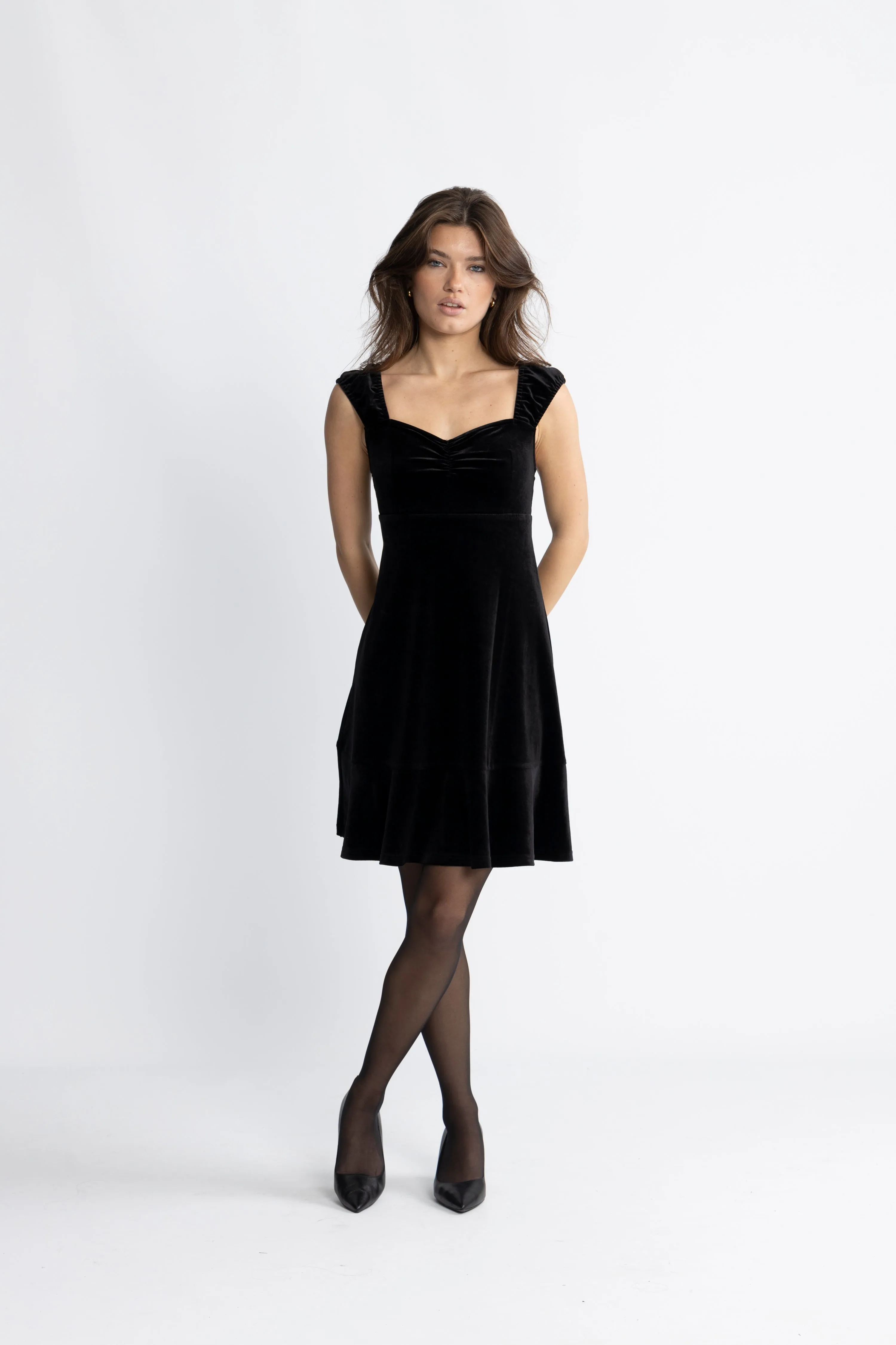 Evie Velvet Dress - Black