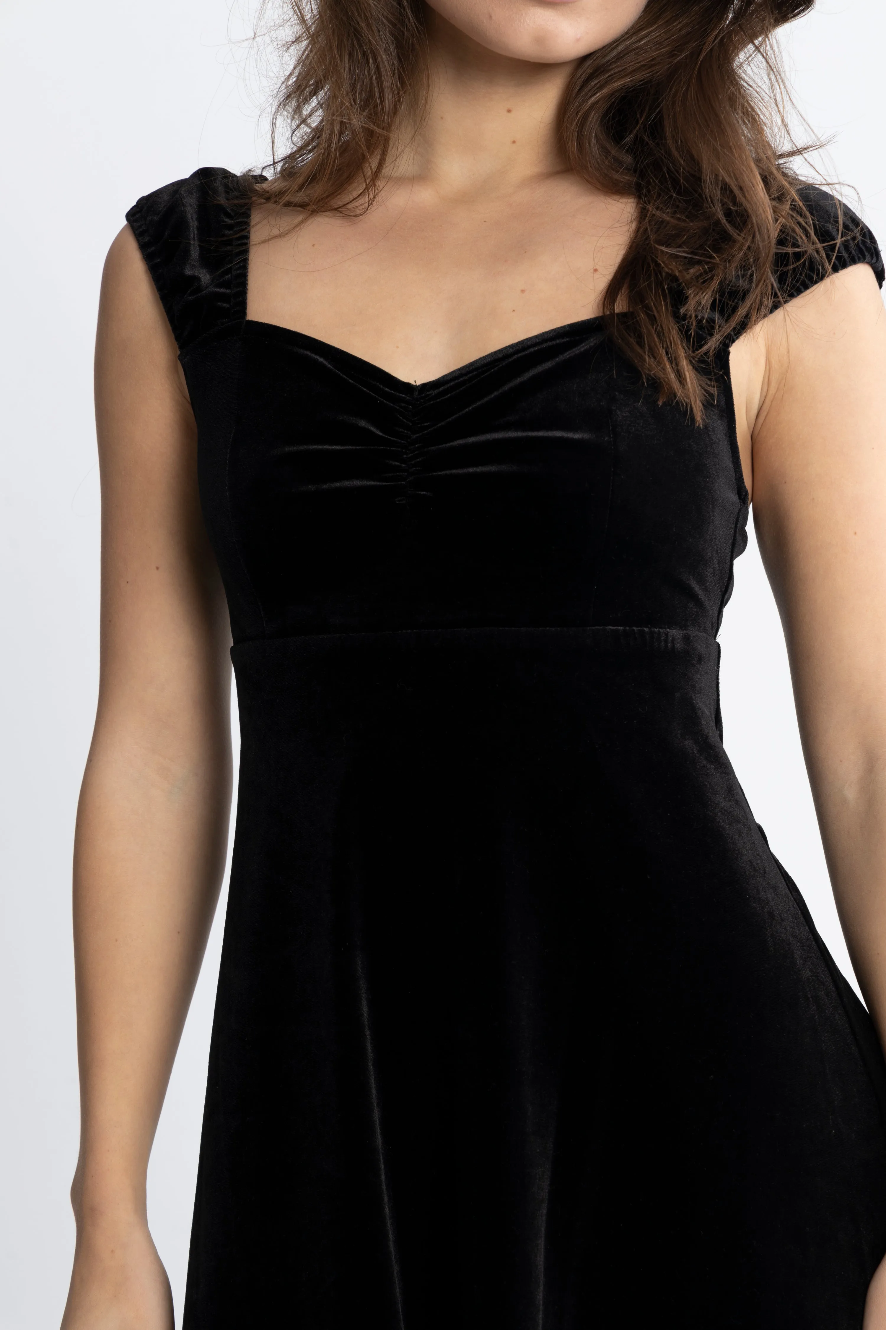 Evie Velvet Dress - Black