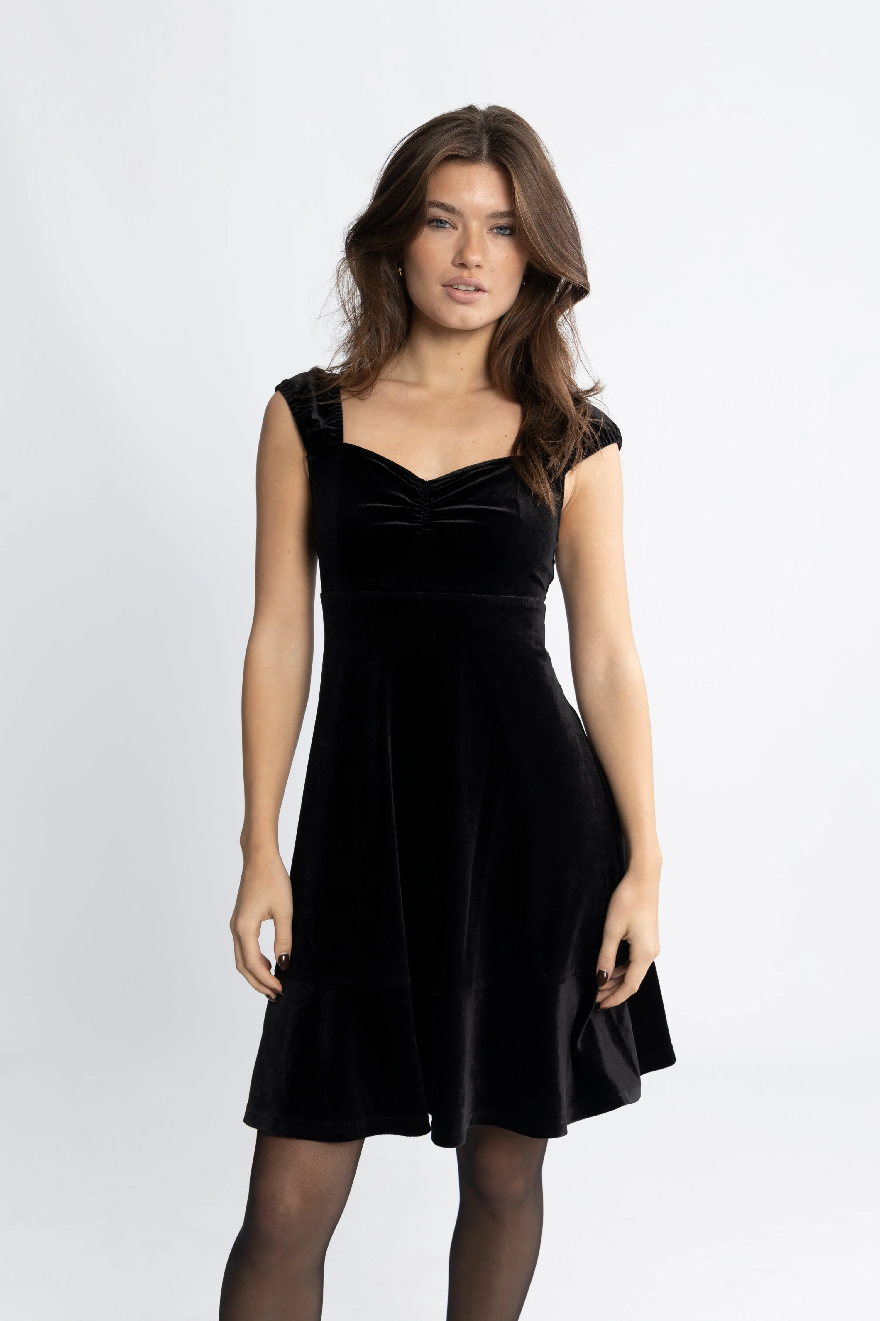 Evie Velvet Dress - Black
