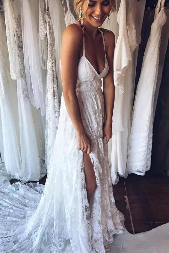 Romantic Lace Halter Neckline A-line Wedding Dresses With Appliques WD019
